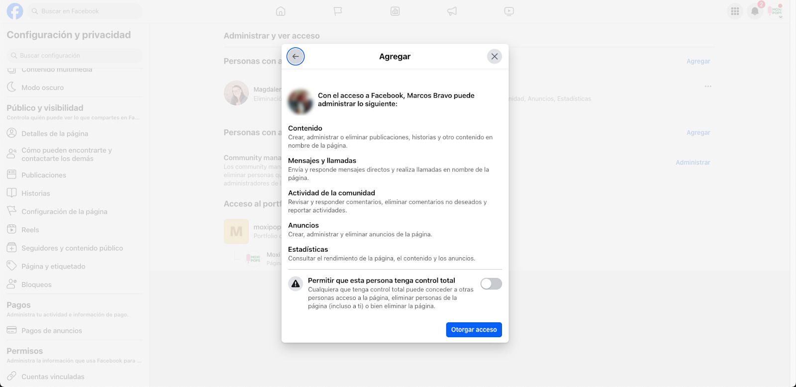 Una captura de pantalla  del panel de configuración de Facebook. Se puede ver el alcance del acceso que tiene un administrador deun página en Facebook.