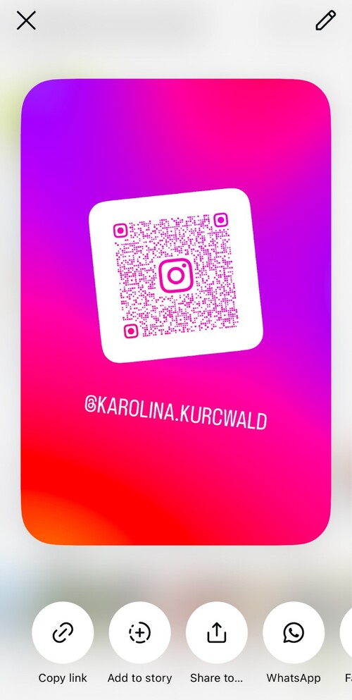 Instagram Profile Card - editing an Instagram profile card