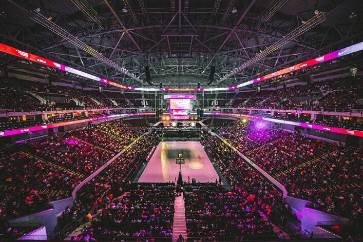 Concert captions - Stadium Concert Captions for Instagram
