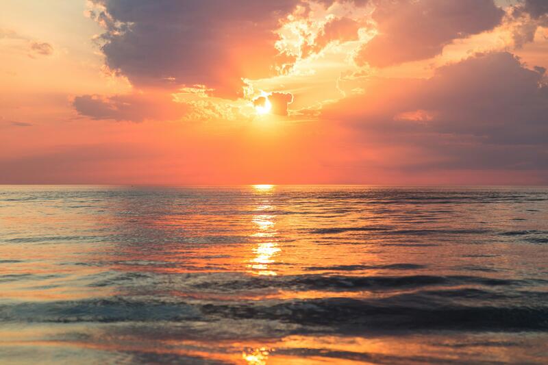 Golden hour captions - Cute Golden Hour Captions for Instagram
