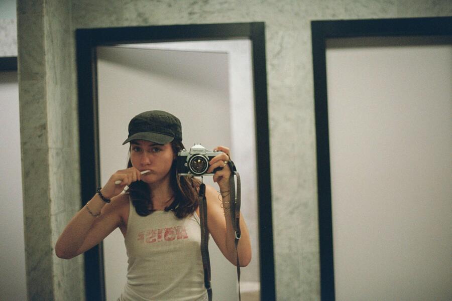 Mirror selfie captions - Baddie Mirror Selfie Captions for Instagram