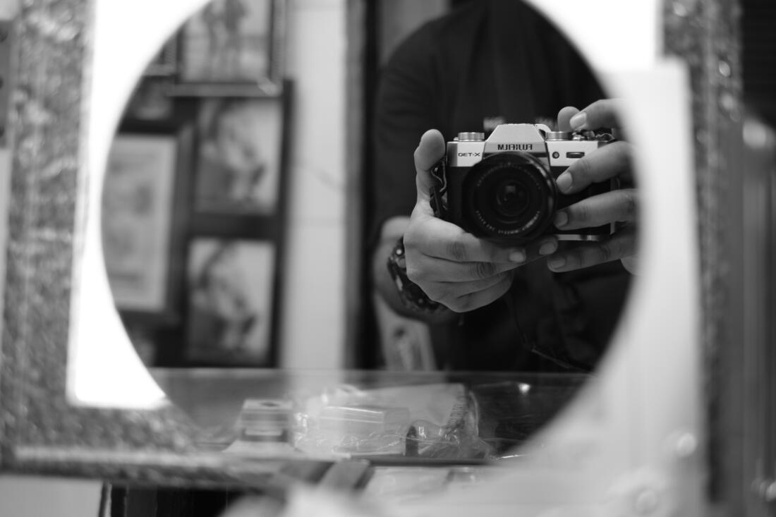 Mirror selfie captions - Short Mirror Selfie Captions for Instagram