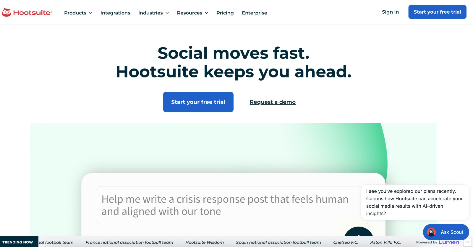 Hootsuite social media management tool - homepage and main call to action
