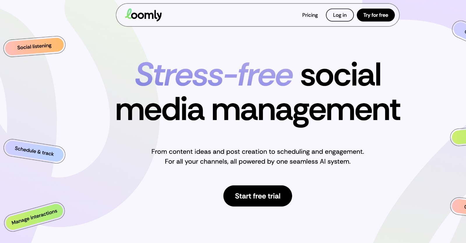 Loomly social media management tool - homepage and main call to action